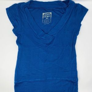 “Derek Heart” V-Neck Top
